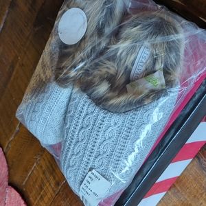 New! Pj Salvage Faux Fur Cable Knit Slipper In Heather Gray S/M